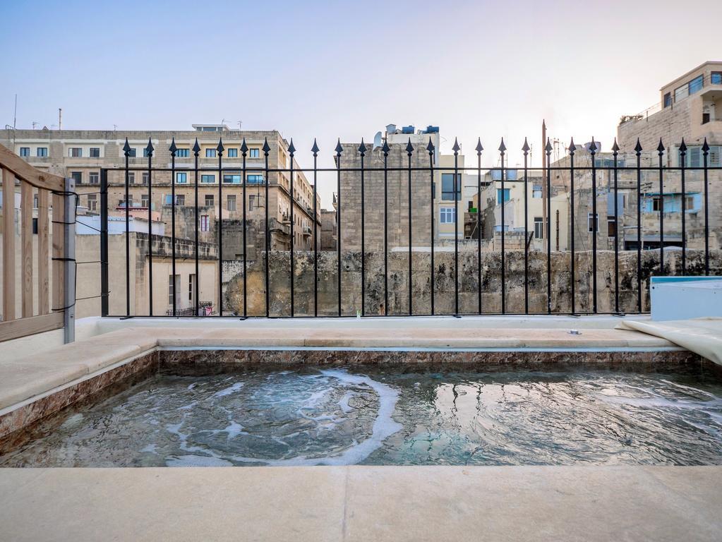 Valletta Kursara Port View Esterno foto
